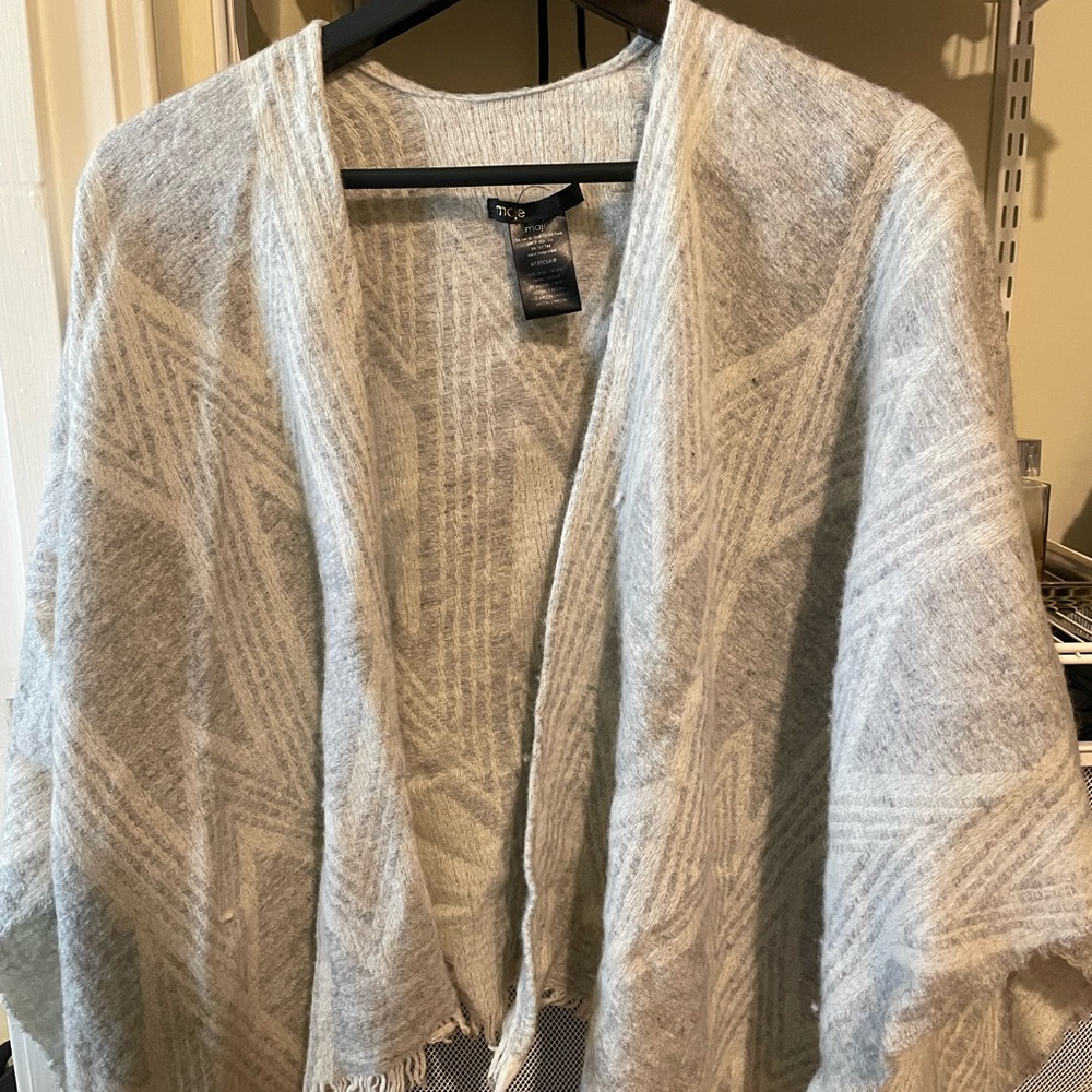 Maje Shawl / Scarf